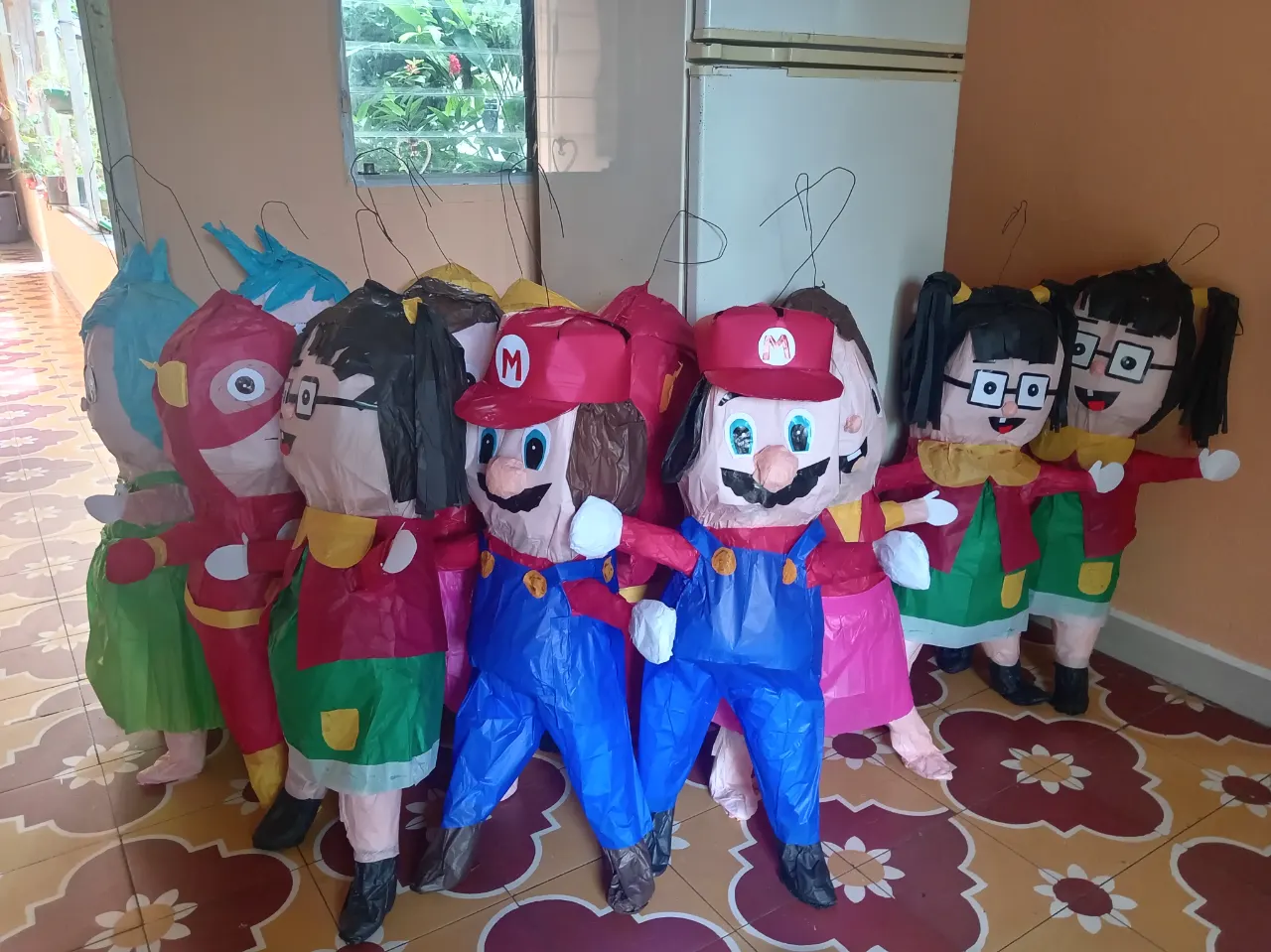 Piñateria Manualidades Variedades Blanky