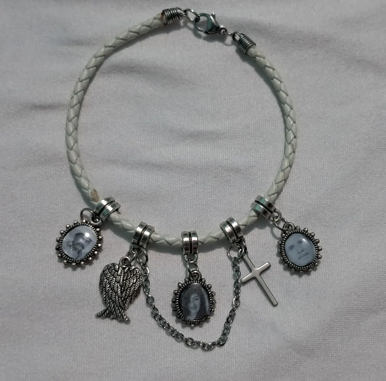 Pulsera de cuero personalizada